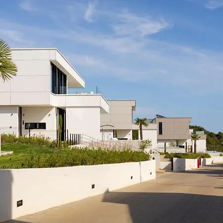 Nyaraló Lioqa Resort Club Villa
